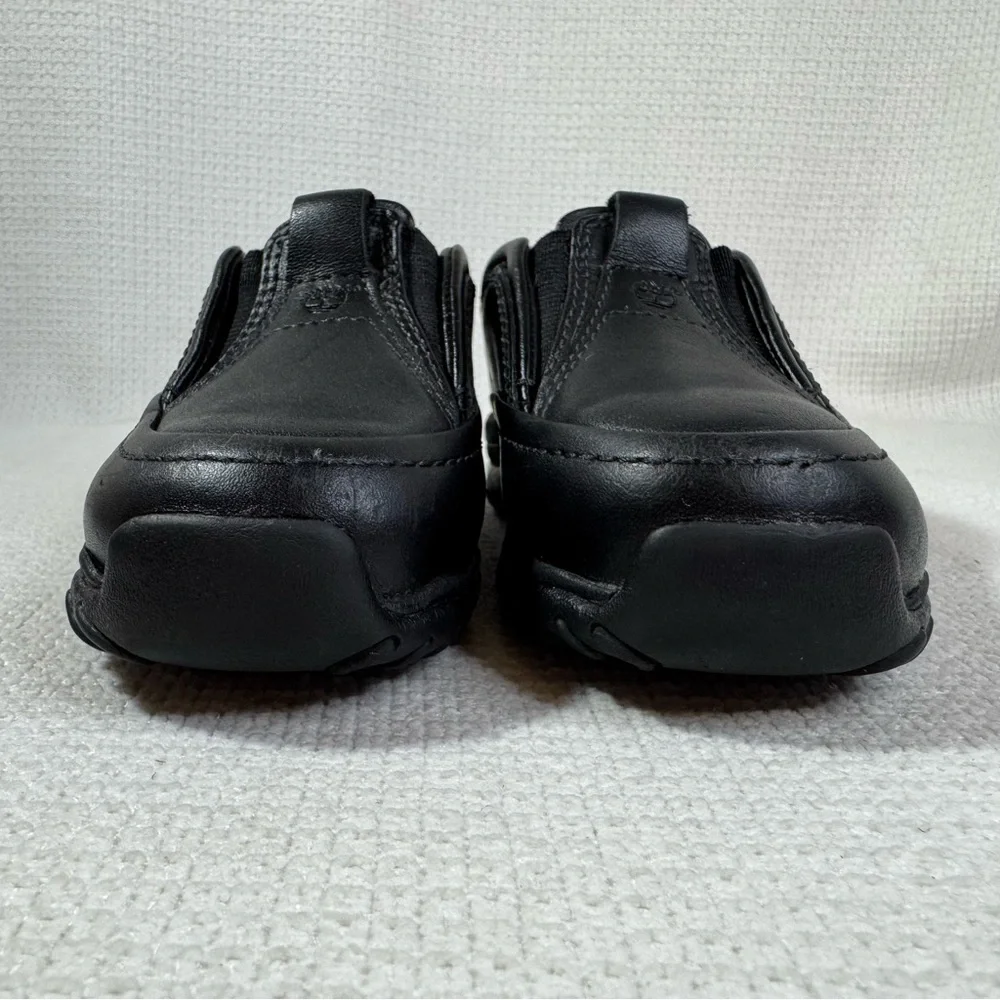 Timberland Black Dress Shoes Classic Slip-On, Baby size 6